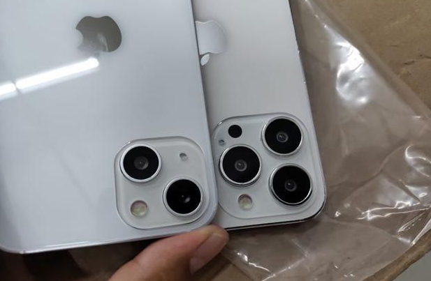 海城苹果手机维修分享iPhone 13‌机模长什么样 