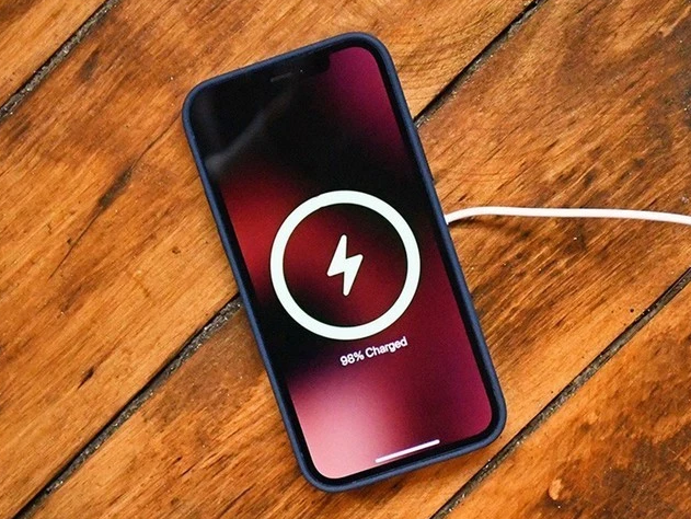 海城苹果手机维修分享iPhone 12可以随便充电吗 